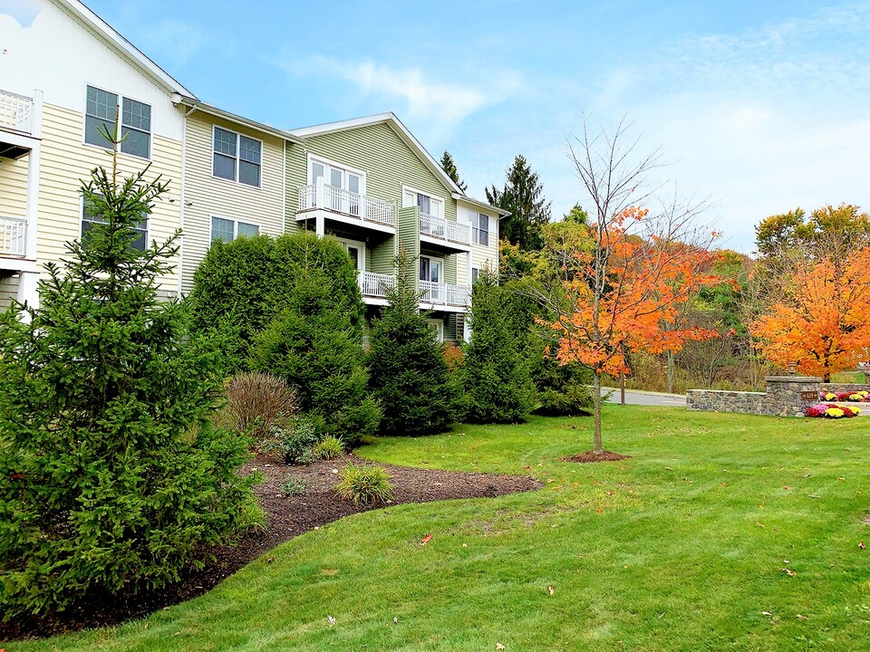 Ridgefield Commons in Ridgefield, CT - Building Photo