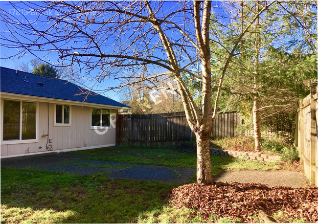 17813 Brook Blvd in Bothell, WA - Building Photo - Building Photo