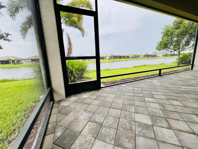 11664 SW River Crossing Pl in Port St. Lucie, FL - Building Photo - Building Photo