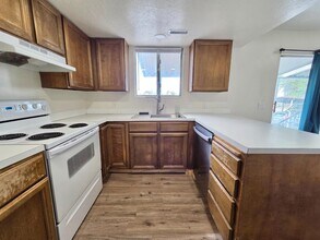 5571 S 2800 W in Roy, UT - Building Photo - Building Photo