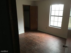 5578 Lumberjack Ln in Tallahassee, FL - Foto de edificio - Building Photo