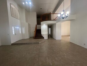 2516 Dayspring in Las Vegas, NV - Building Photo - Building Photo