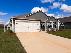 11605 McCord Ln in Moundville, AL - Building Photo - Building Photo