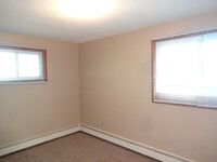 2210 18 1/2 Ave NW, Unit 4 in Rochester, MN - Foto de edificio - Building Photo