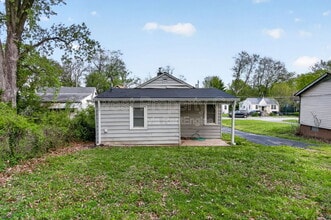 3219 Royalton Ave in Breckenridge Hills, MO - Building Photo - Building Photo