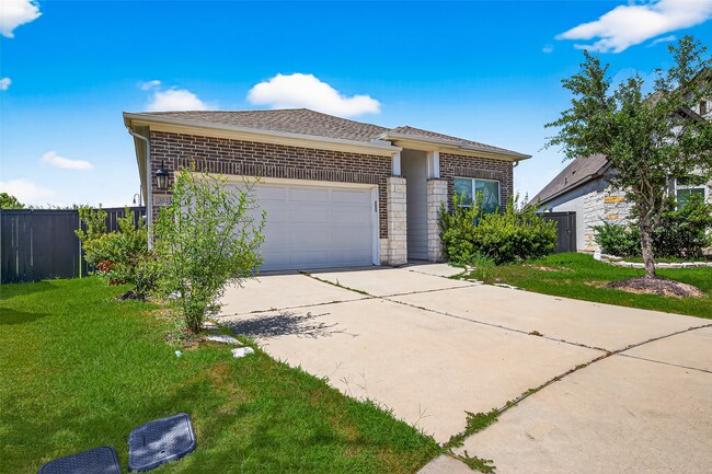 302 Pure Parsley Path in Richmond, TX - Building Photo - Building Photo