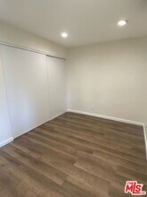 1404 Hollister St in San Fernando, CA - Building Photo - Building Photo