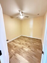 101 Nicholson St in Portsmouth, VA - Building Photo