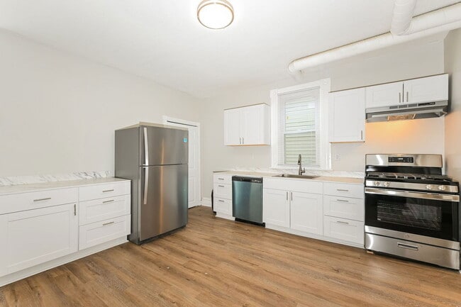 4 Kuhn St in Pittsburgh, PA - Building Photo - Building Photo