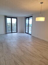 901 Hillcrest Dr in Hollywood, FL - Building Photo - Building Photo