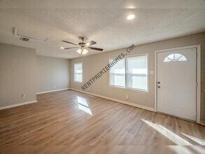 9020 Barber St in Sherwood, AR - Building Photo - Building Photo