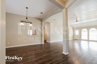 15722 E Astern Dr in Crosby, TX - Building Photo - Building Photo