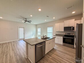 8778 Meadow Flower Ln in Pensacola, FL - Building Photo - Building Photo