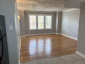 1240 W 90th St in Chicago, IL - Building Photo - Building Photo