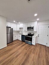 9913 Porto Rico Rd in Houston, TX - Building Photo - Building Photo