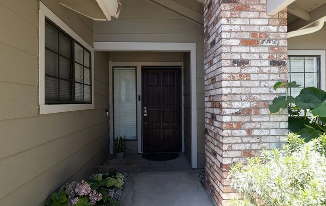2351 Ridge Rd in Modesto, CA - Building Photo - Building Photo