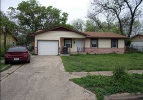1709 Greenwood Ave in Killeen, TX - Building Photo