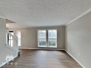 1155 Starlight Dr in Reynoldsburg, OH - Building Photo - Building Photo