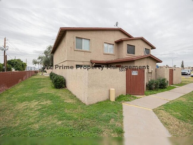 property at 5041 N 39th Dr