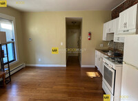 149 Meridian St, Unit 4 in Boston, MA - Building Photo - Building Photo