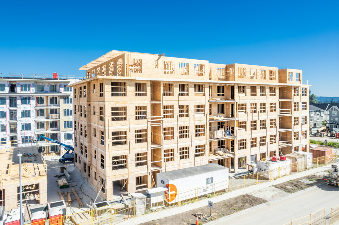 Fleetwood Village in Surrey, BC - Building Photo