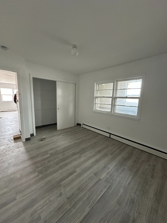 1418 Roosevelt Rd in Broadview, IL - Building Photo
