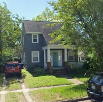 52 Aylwin Rd in Portsmouth, VA - Building Photo