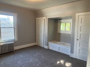 426 Mitchell Ave in Clairton, PA - Building Photo - Building Photo