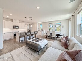 227 Capistrano Dr in Ventura, CA - Building Photo