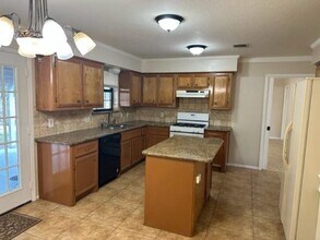 506 Satterwhite Ln in Magnolia, TX - Building Photo - Building Photo