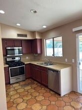 3001 W Coriander Dr in Tucson, AZ - Building Photo - Building Photo