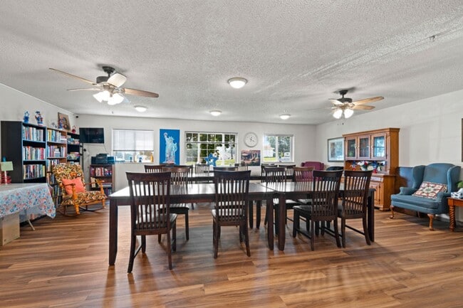 Homestead Senior Apartments in Milton, WI - Building Photo - Building Photo