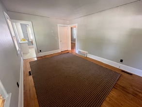 389 Cleveland Ave S in St. Paul, MN - Building Photo - Building Photo