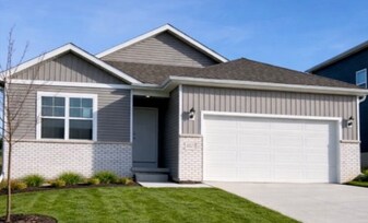 8825 S 185th St in Omaha, NE - Building Photo