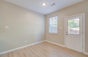 17230 Oakwood Chase Dr in Spring, TX - Building Photo - Building Photo