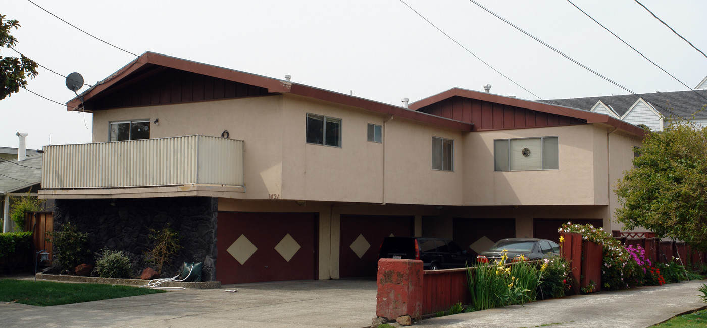 1421 Liberty St in El Cerrito, CA - Building Photo