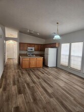 1604 Gale Ct NW in Albuquerque, NM - Building Photo - Building Photo