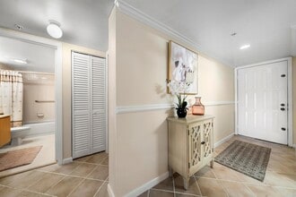 601 Seafarer Cir, Unit 1040 in Jupiter, FL - Building Photo - Building Photo