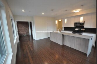659 Massachusetts Ave, Unit 6 in Boston, MA - Building Photo - Building Photo