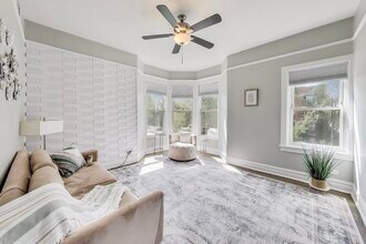 5169 S Michigan Ave in Chicago, IL - Building Photo - Building Photo