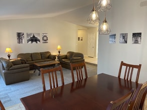 1254 Los Meadows Dr in Las Vegas, NV - Building Photo - Building Photo