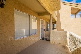 1331 W Baseline Rd in Mesa, AZ - Building Photo - Building Photo