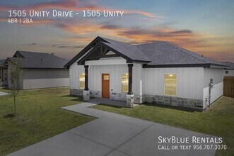 1505 Unity Dr in Mercedes, TX - Foto de edificio - Building Photo