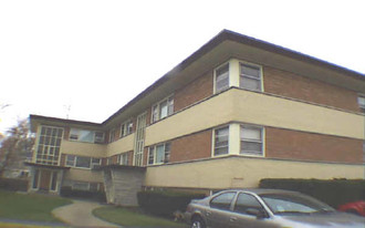 7540-7544 N Waukegan Rd Apartments