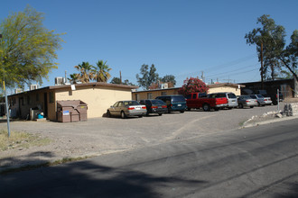 2432-2438 N Fontana Ave in Tucson, AZ - Building Photo - Building Photo