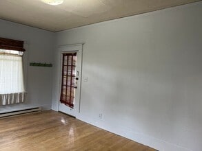 1266 W 5th Ave in Eugene, OR - Building Photo - Building Photo