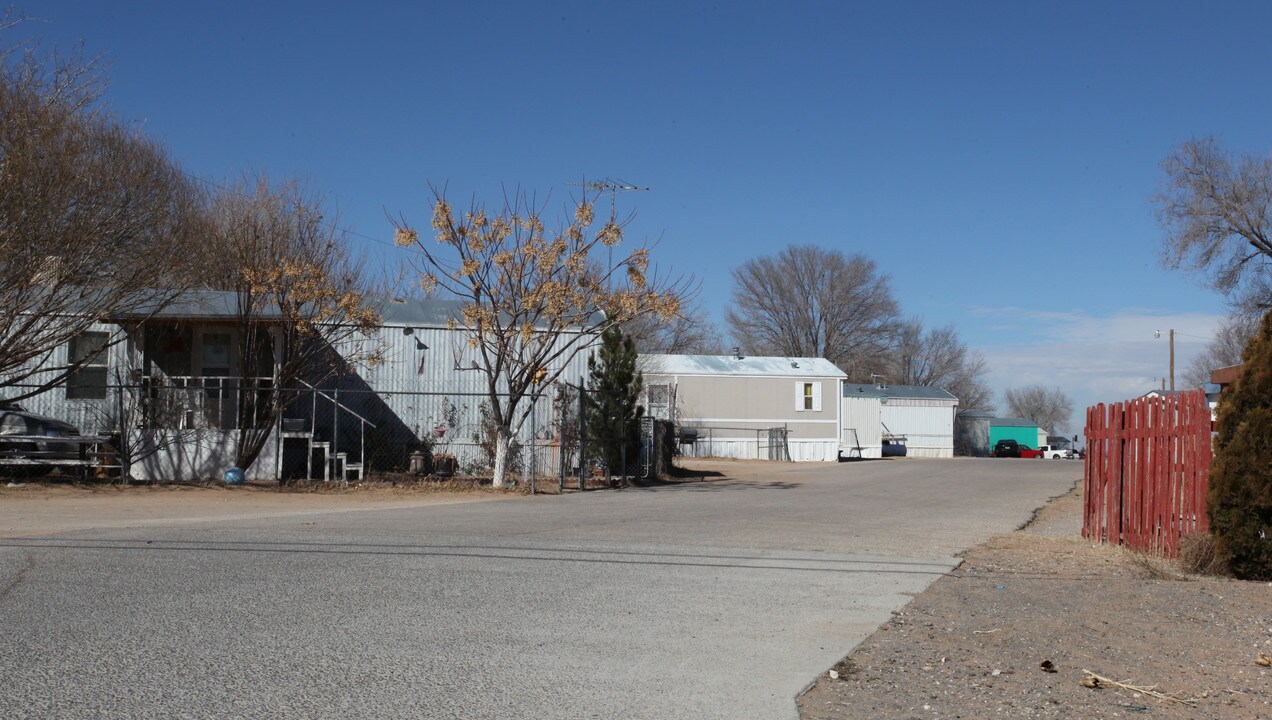 13999 Montana Ave in El Paso, TX - Building Photo