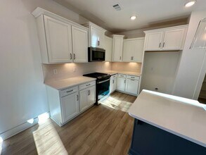 104 Founders Blvd in Central, SC - Building Photo - Building Photo