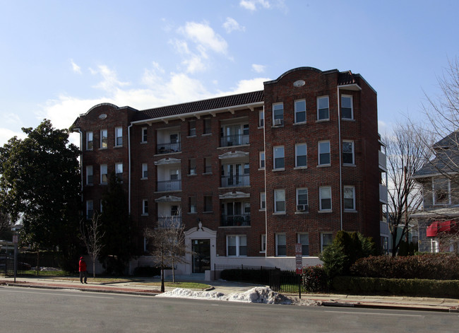 The Clayton in Washington, DC - Building Photo - Building Photo