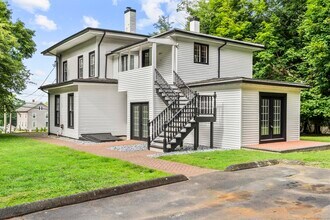 286 Marlborough St in Portland, CT - Building Photo - Building Photo